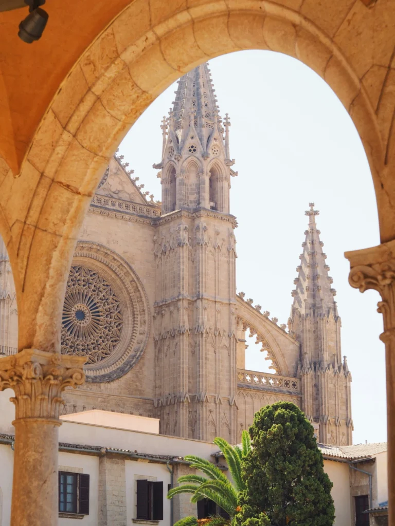 Kerkje in soller