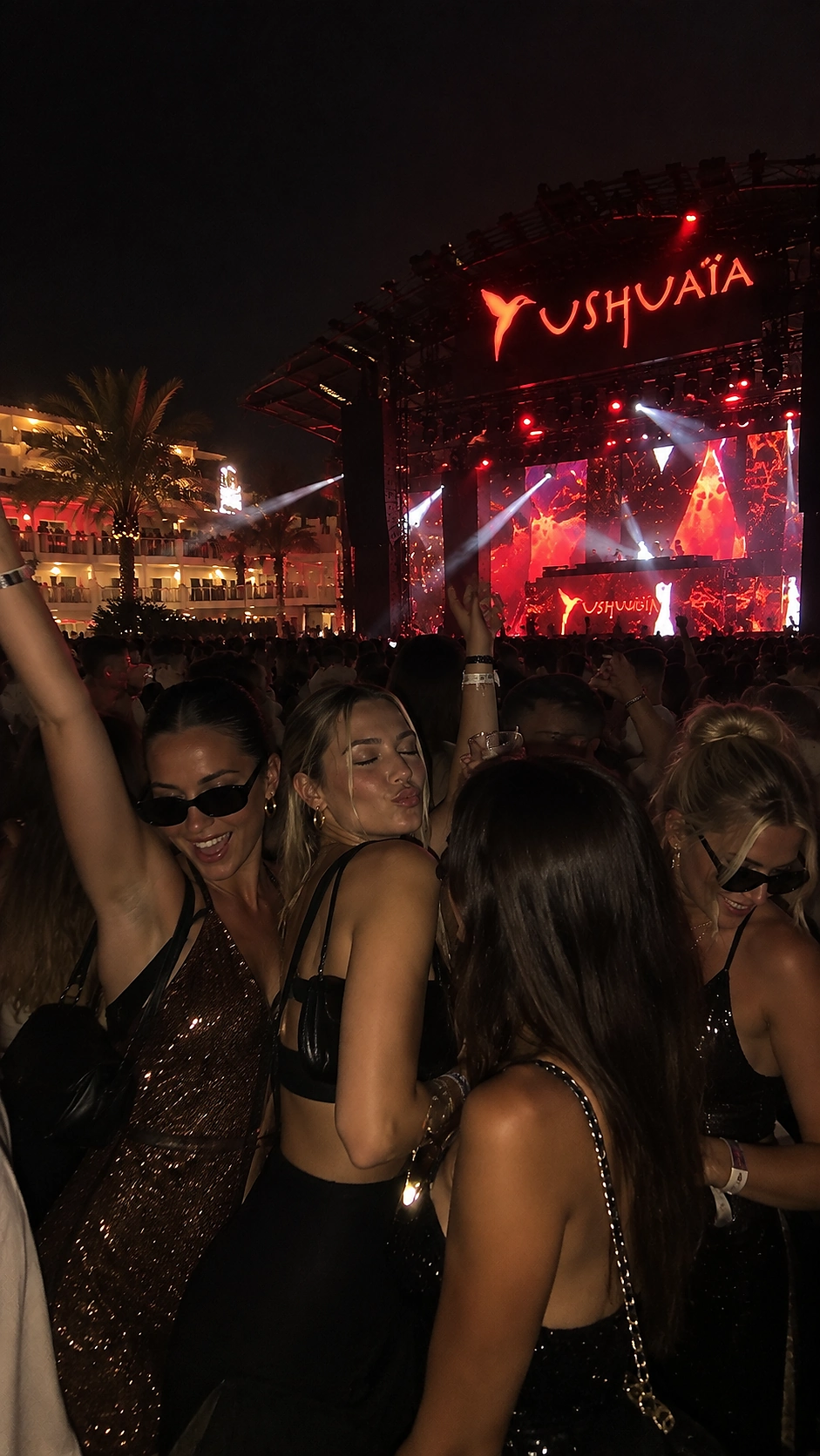 Uitgaan op Ibiza met vriendinnen